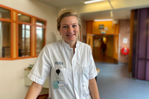Arts-assistent Eline Steenhuis Portret arts-assistent Eline Steenhuis