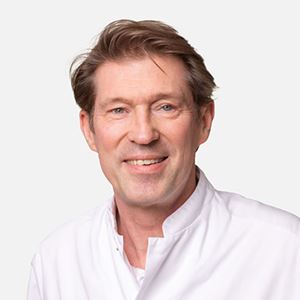 Pasfoto van dr. A.C. Poen