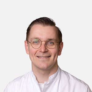 Pasfoto van dr. P. van Klij