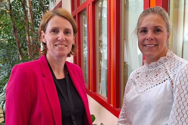 Nienke van Vliet en Sylvia Heetla Nienke van Vliet en Sylvia Heetla