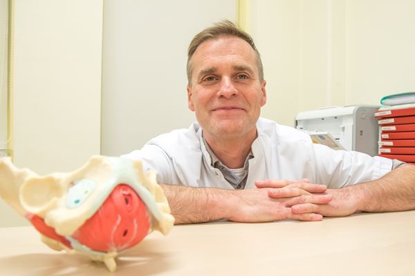 Urogynaecoloog Hugo van Eijndhoven Urogynaecoloog Hugo van Eijndhoven