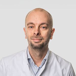 Pasfoto van dr. P.R. van Dijk