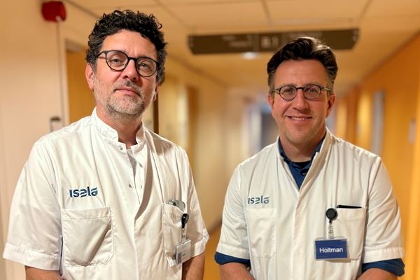 Anesthesiologen Gertjan Zwart en Peter Holtman Portret van anesthesiologen Gertjan Zwart en Peter Holtman